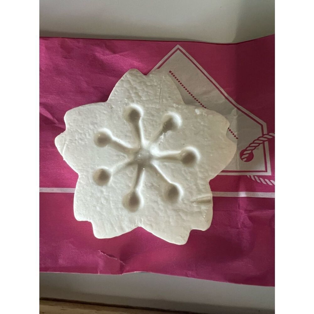 Lush 17 Cherry Tree Lane Soap 2025 Mothers Day Kitchen Box BRAND NEW